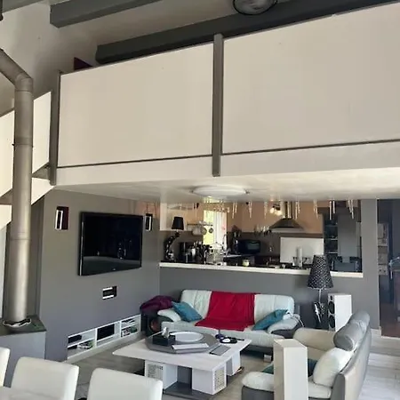 Jolie 180 M2 6 Pers Piscine Clim * Saint-Aunes