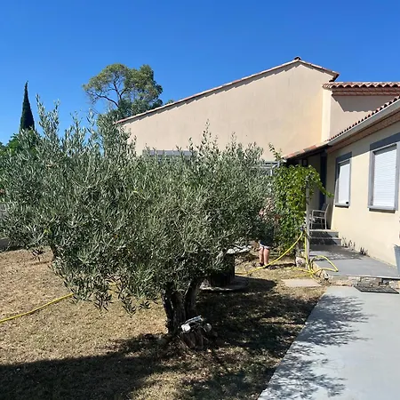 Jolie 180 M2 6 Pers Piscine Clim Villa *